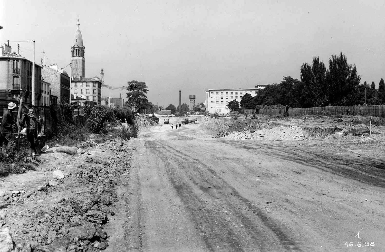 Chantier du boulevard périphérique à la hauteur de la Cité Universitaire et de la porte de Gentilly, 1958