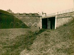 111-Pont de Flandre - Passage du Chemin de fer de l'Est (vestiges) - vers Paris (19e)