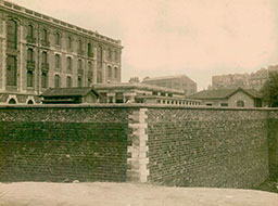 149-Clignancourt - Caserne du bastion n° 36 - vers Paris (18e)