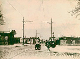 155 bis-Grandes Carrières - Porte de Montmartre (18e) - vers banlieue