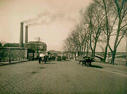 390-Gare - Porte de la Gare - Devant, le Pont National - vers Paris (13e)